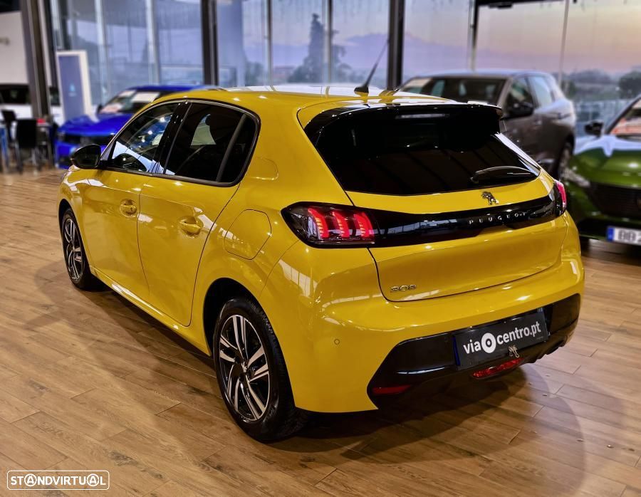 Peugeot 208 1.2 PureTech Allure Pack EAT8 - 4