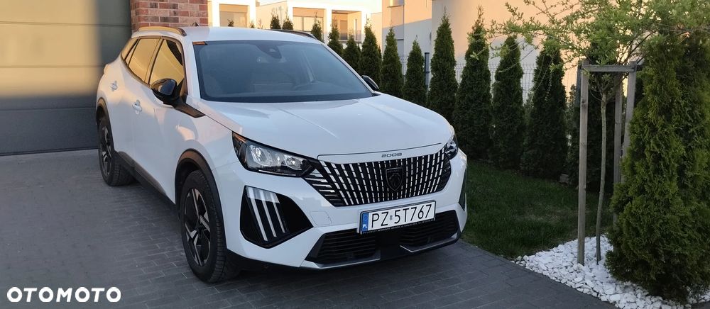 Peugeot 2008 PureTech 100 Allure - 1