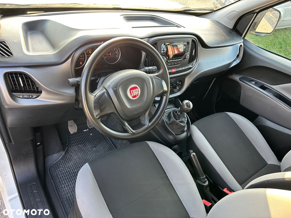 Fiat Doblo 1.4 16V Easy - 23