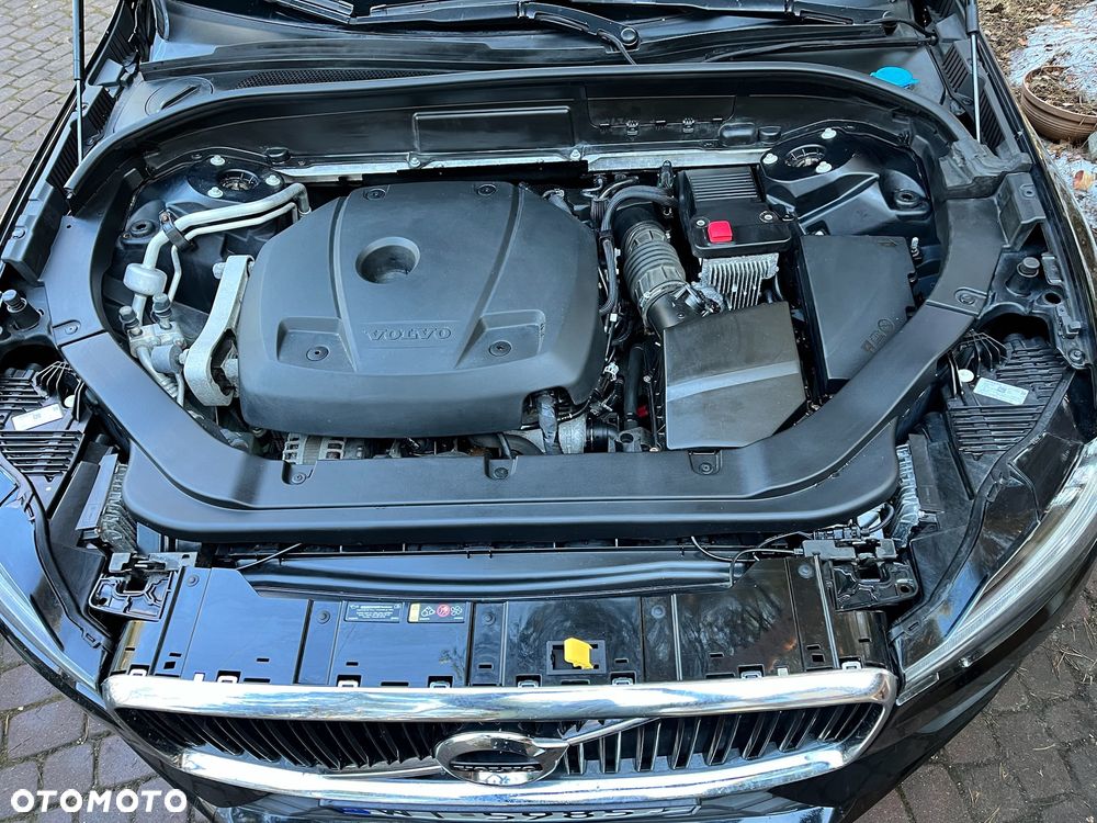 Volvo XC 60 T6 AWD Momentum - 12