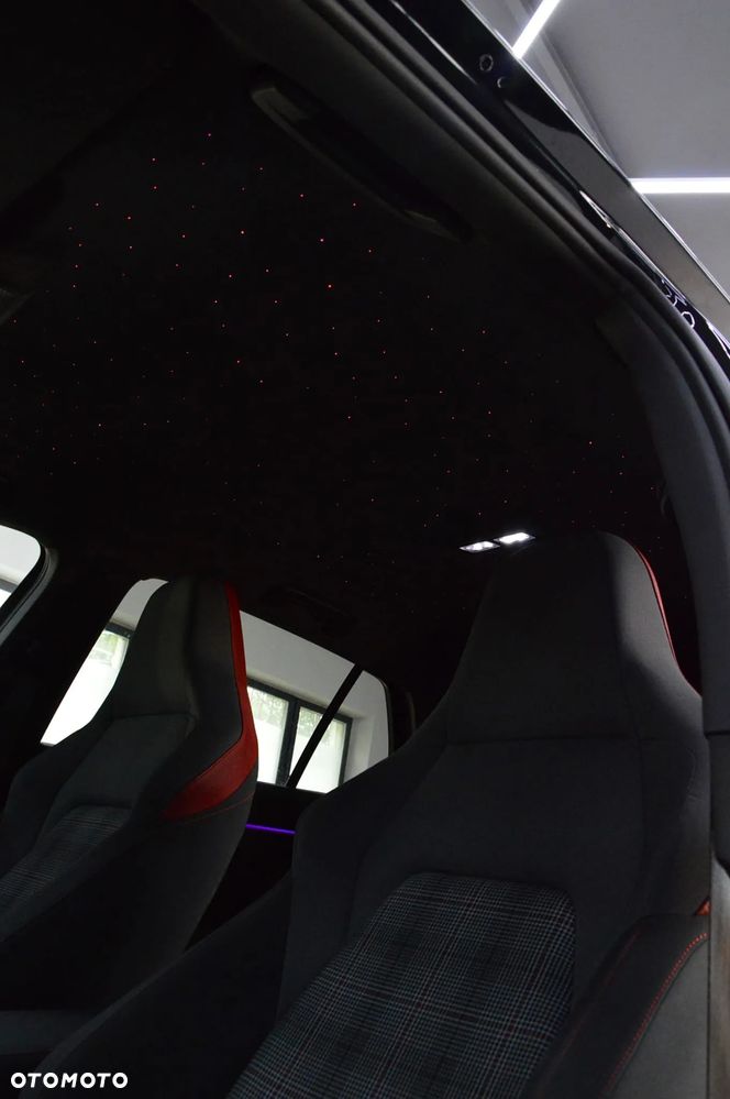 Volkswagen Golf GTI TCR 2.0 TSI OPF DSG - 12