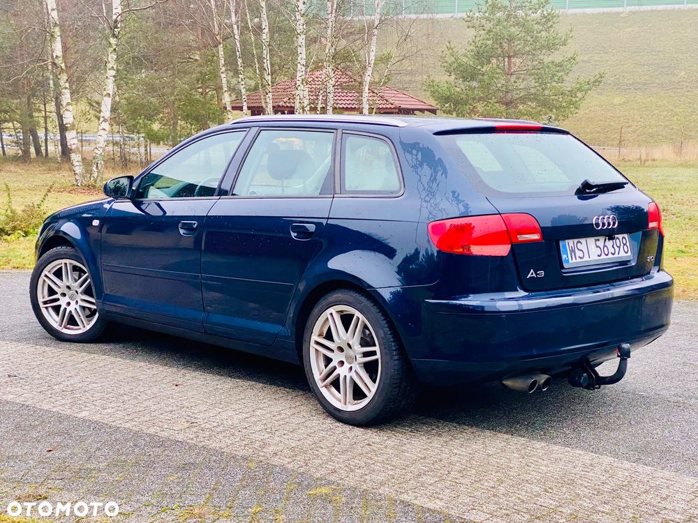 Audi A3 Sportback 2.0 FSI Ambiente - 8