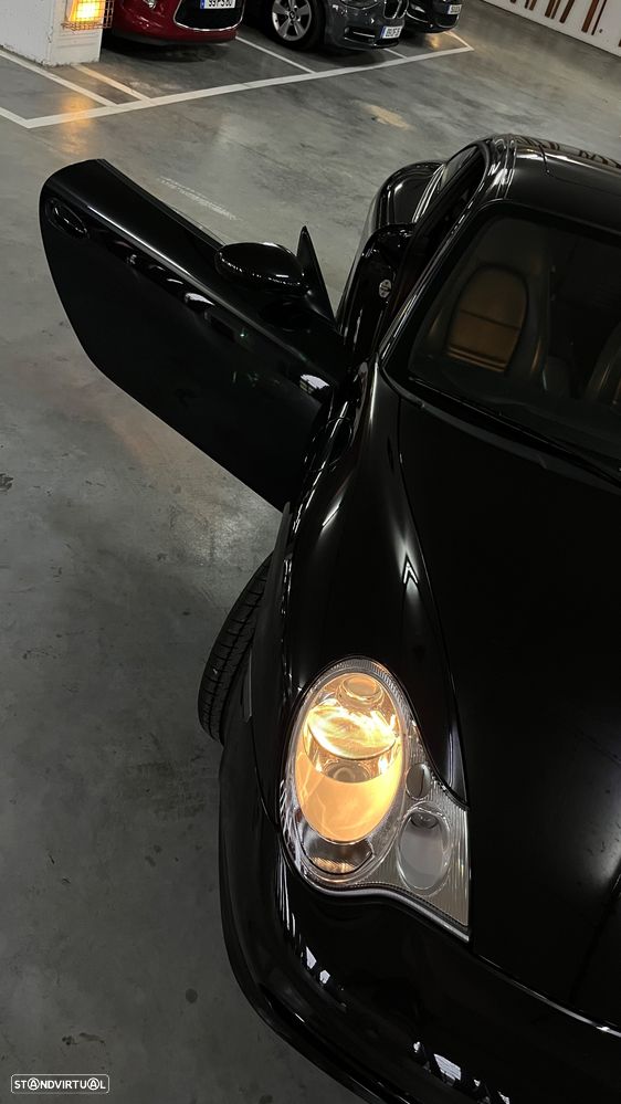 Porsche 911 (996) Carrera - 17