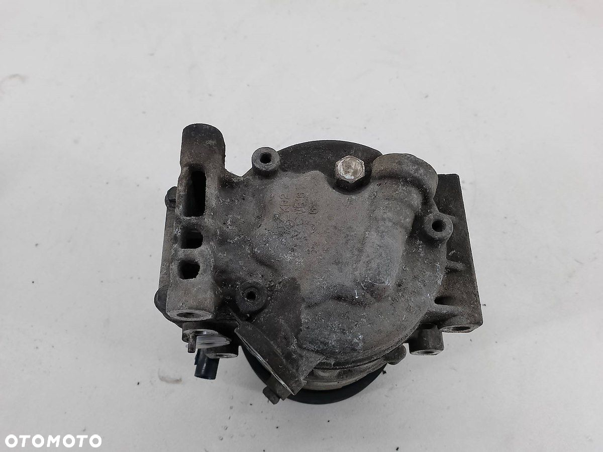 POMPA, SPRĘŻARKA KLIMATYZACJI KIA CEE'D I F500-AN6AA05 1.4 16V - 3