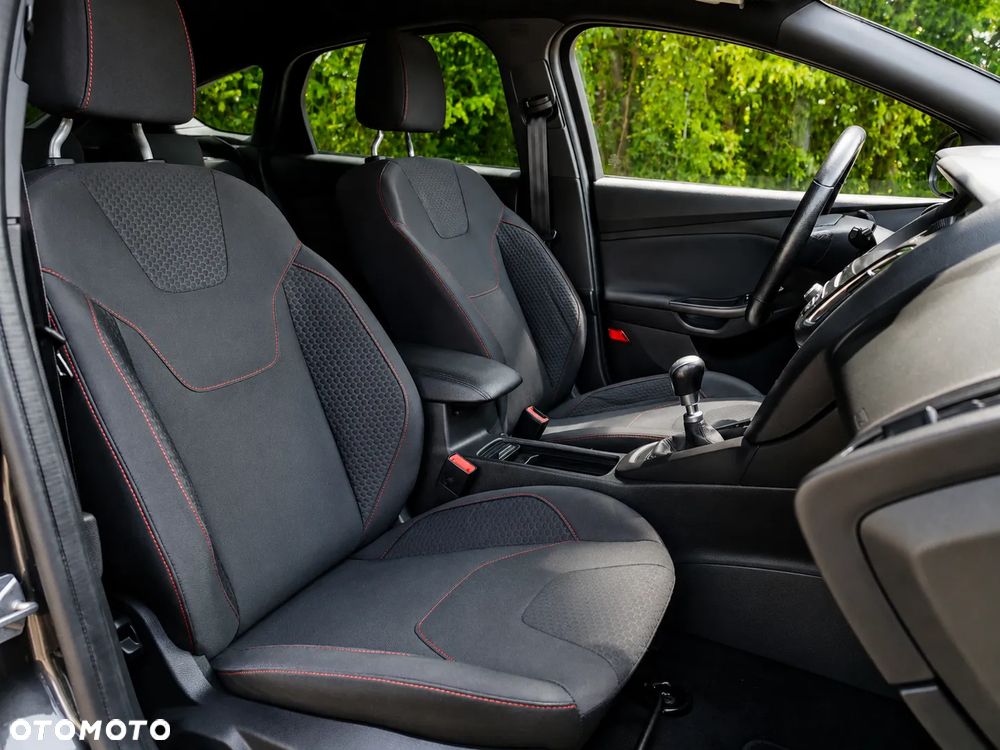 Ford Focus 1.5 EcoBoost ST-Line Black ASS - 14