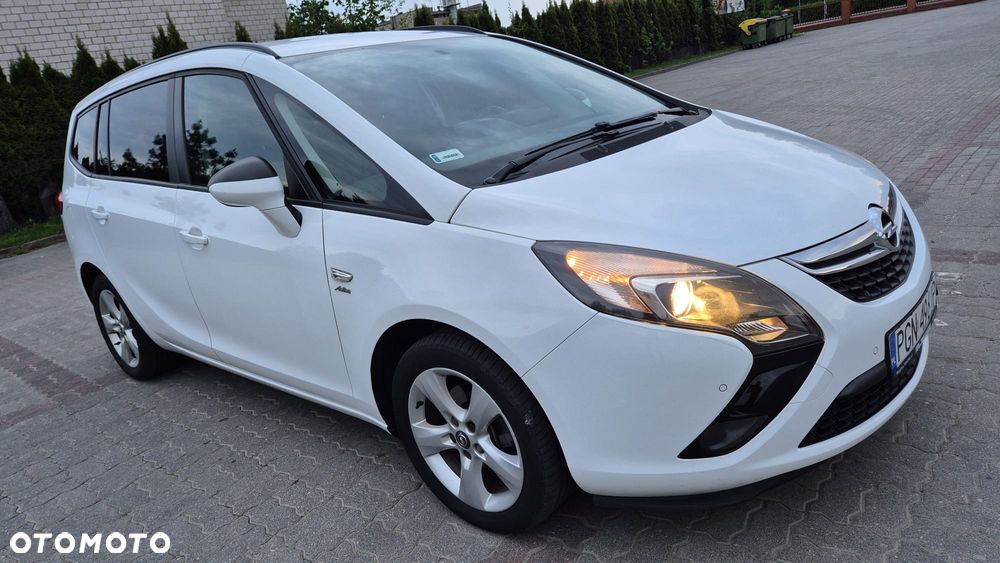 Opel Zafira Tourer 1.4 Turbo Active - 1