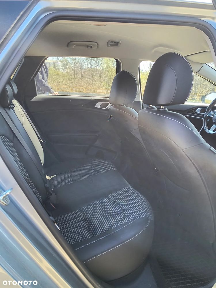 Kia Ceed 1.5 T-GDI L DCT - 14