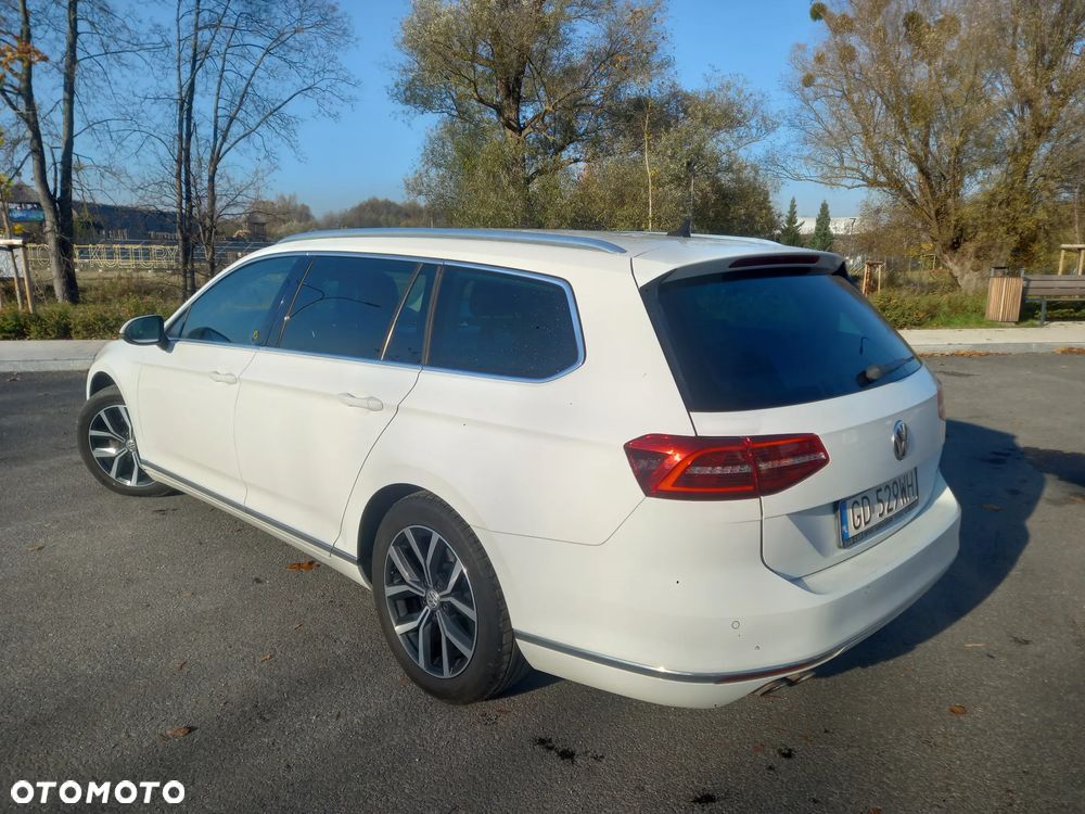 Volkswagen Passat - 20