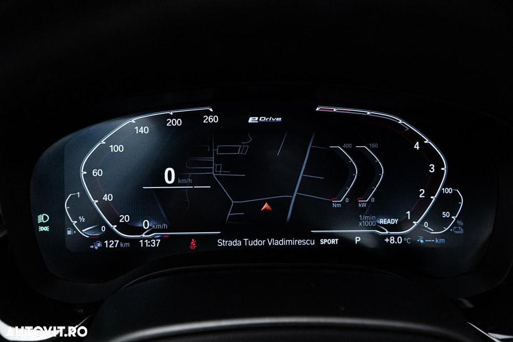 BMW Seria 5 520e AT PHEV - 33