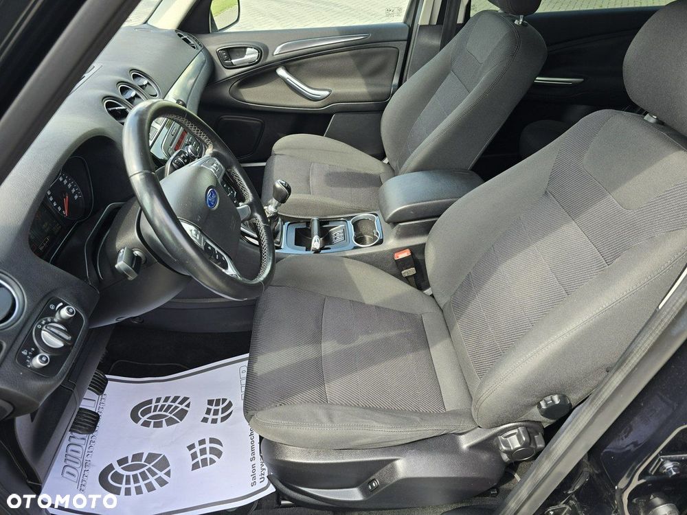 Ford Galaxy - 14