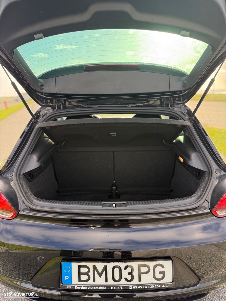 VW Scirocco 2.0 TSI DSG - 12