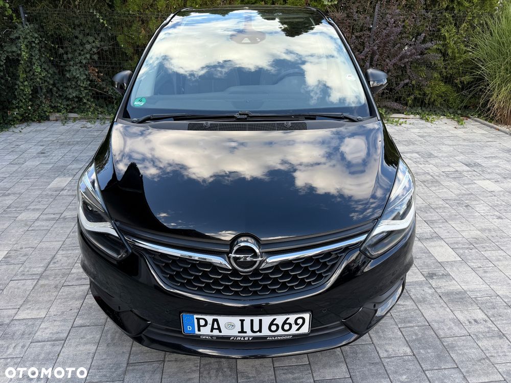 Opel Zafira 1.4 T Cosmo EcoFLEX S&S EU6 - 19