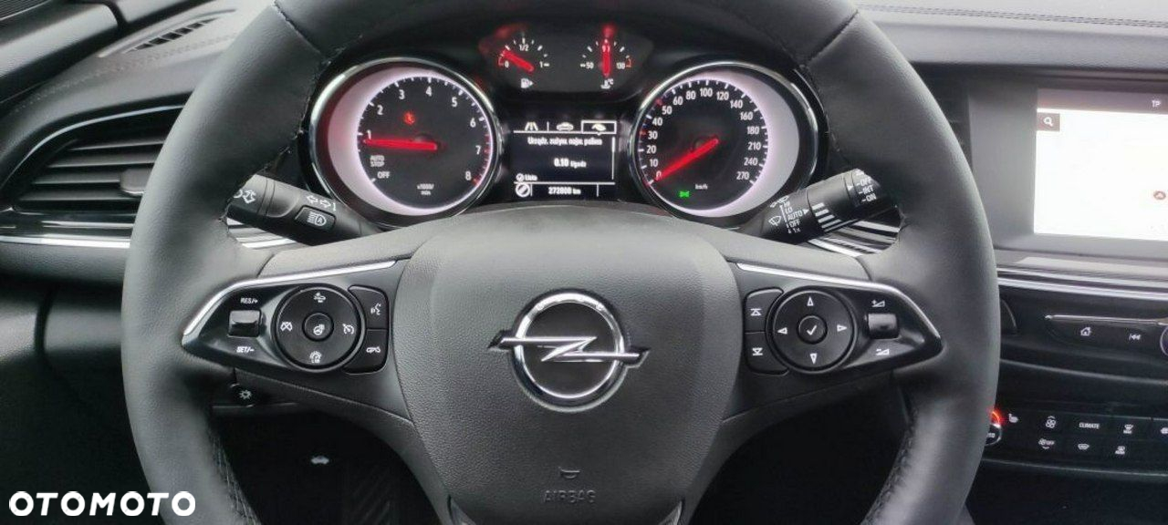 Opel Insignia - 12