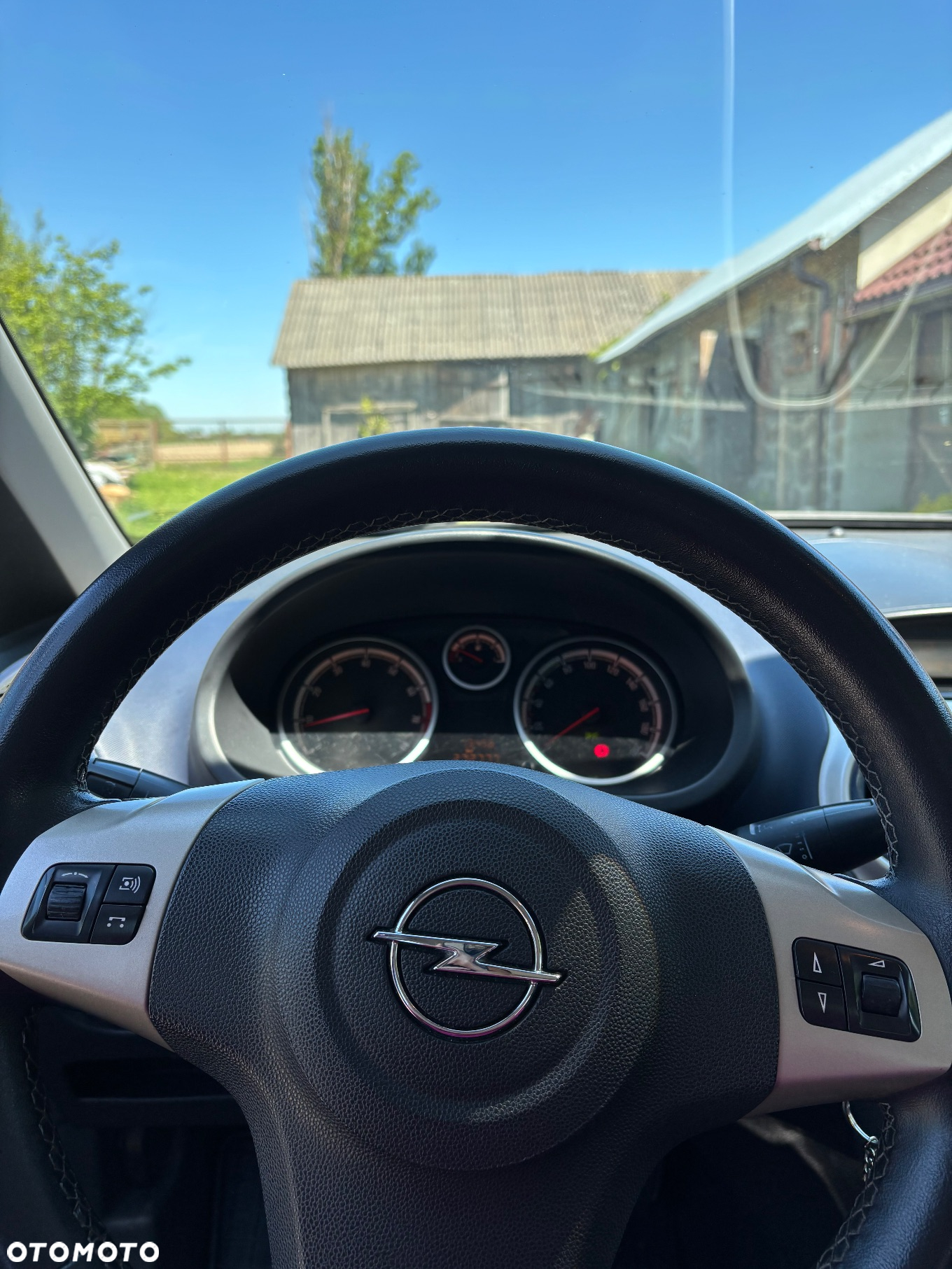 Opel Corsa 1.2 16V Essentia - 7
