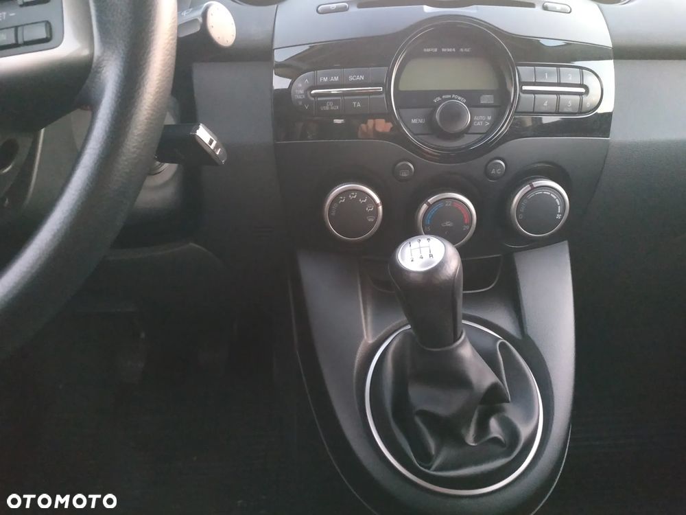 Mazda 2 1.5 Sport - 6