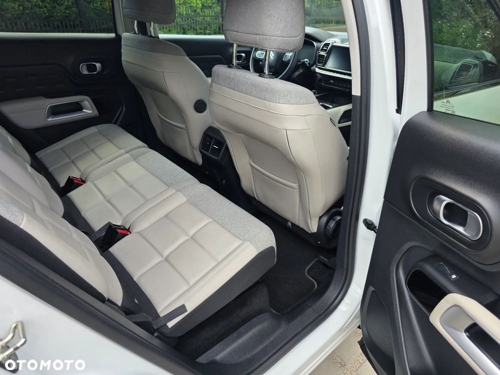 Citroën C5 Aircross 1.6 PureTech Shine EAT8 - 17