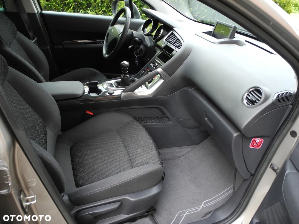 Peugeot 3008 - 15