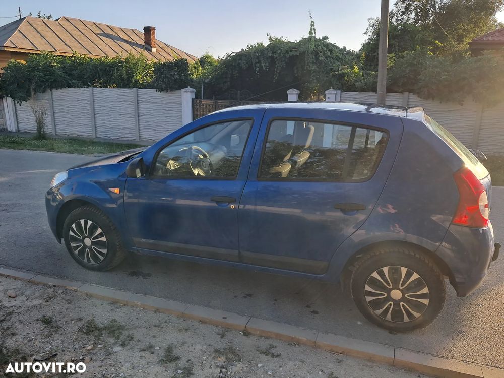 Dacia Sandero - 6