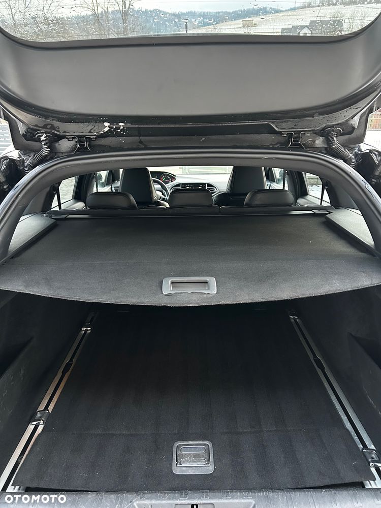 Peugeot 308 - 16