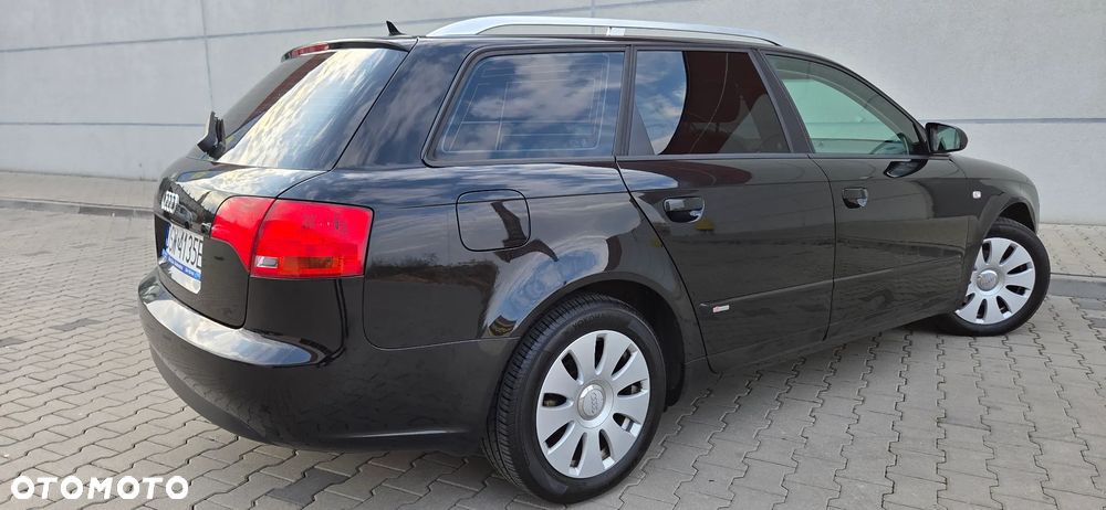 Audi A4 Avant - 11