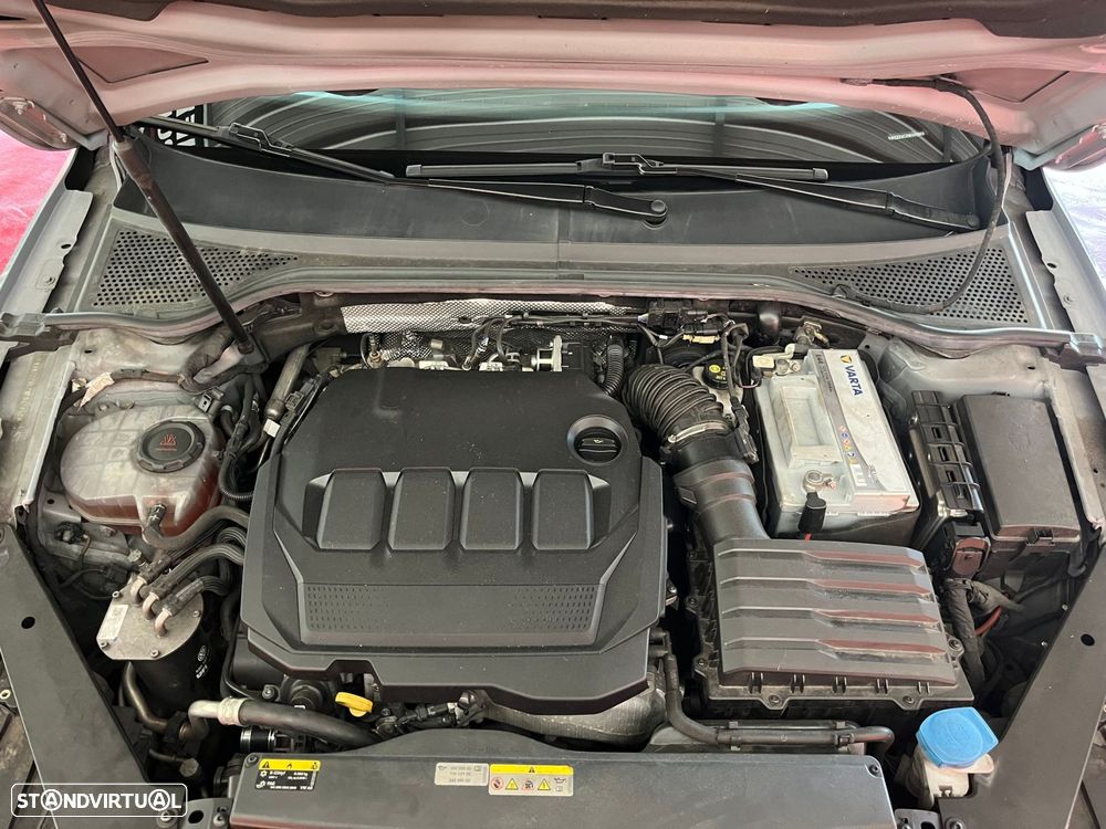 VW Passat Variant 2.0 TDI Elegance DSG - 27