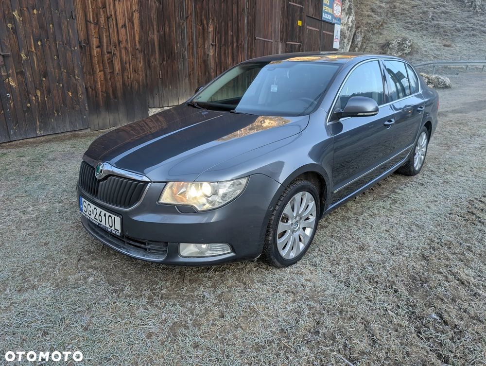 Skoda Superb 2.0 TDI Elegance DSG - 13