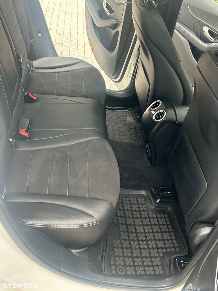 Mercedes-Benz GLC - 15