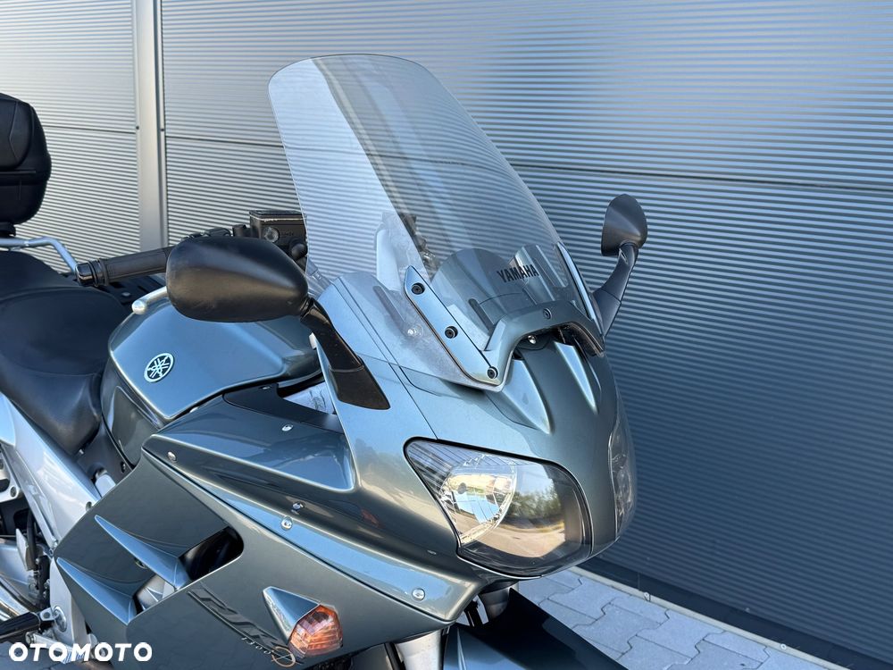 Yamaha FJR - 7