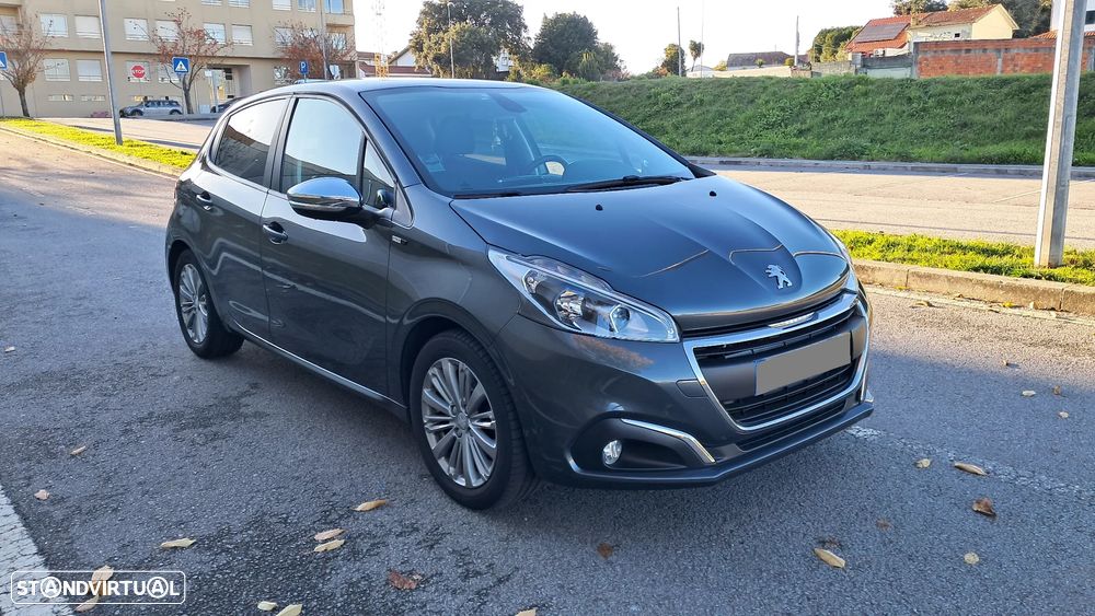 Peugeot 208 1.2 PureTech Style - 6