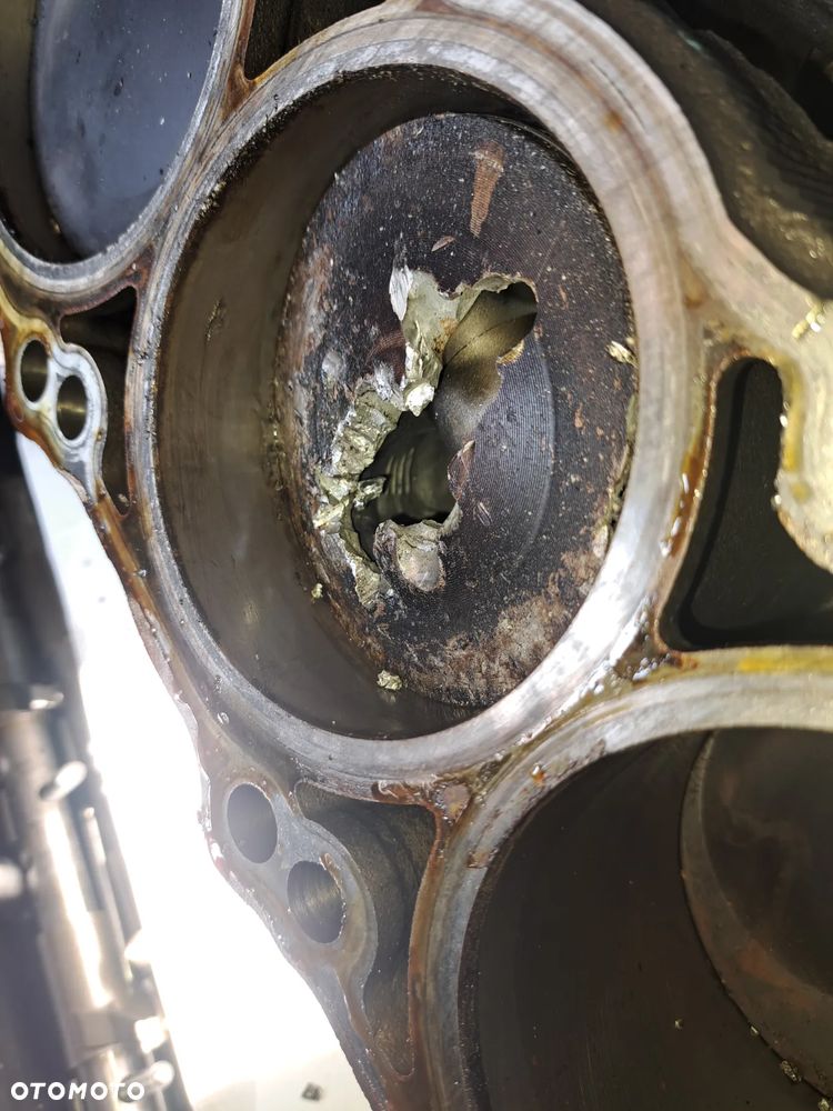 Silnik blok silnika Dodge Ram 1500 5.7 V8 Hemi MDS VVT Long Block 68409357AA 53022263AF 68280502AF 63021318DL 68280503AF - 6