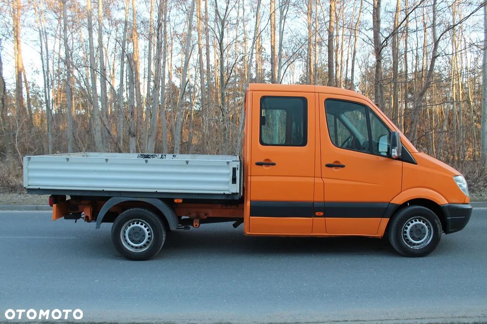 Mercedes-Benz Sprinter - 14