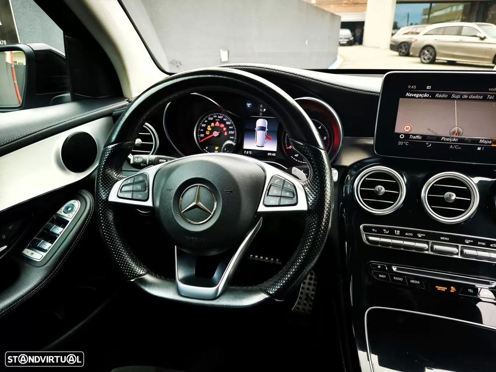 Mercedes-Benz GLC 250 d 4Matic 9G-TRONIC AMG Line - 31