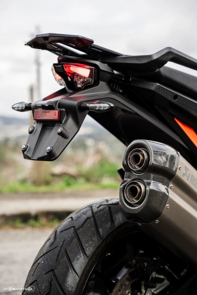 KTM 1290 Super Adventure S - 16