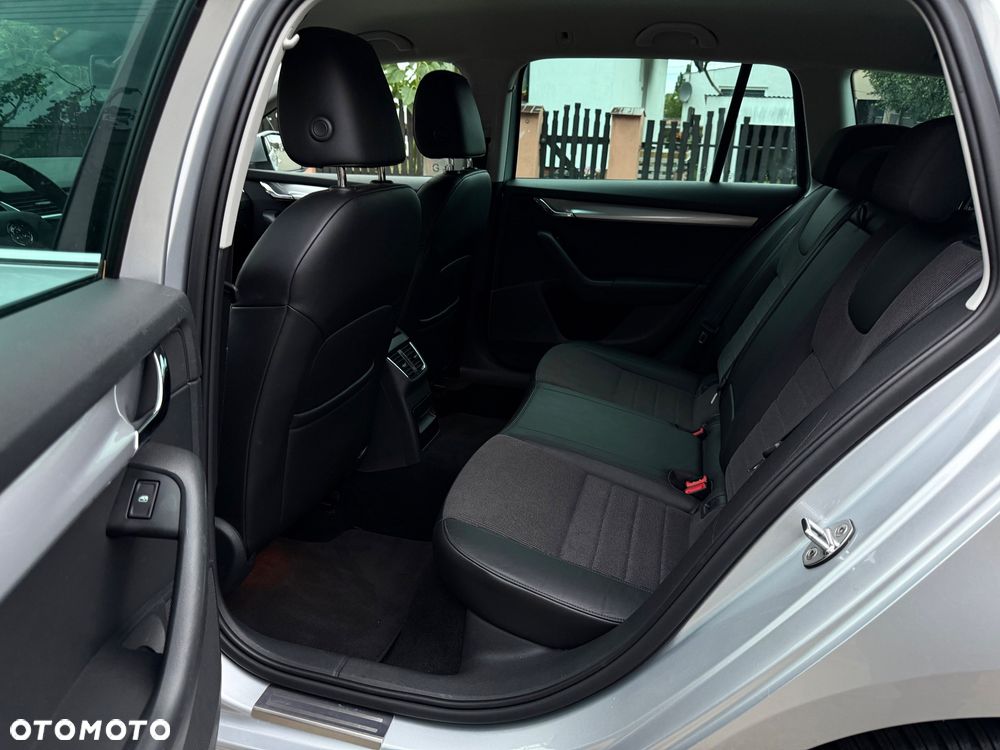 Skoda Octavia 1.4 TSI DSG Style - 10