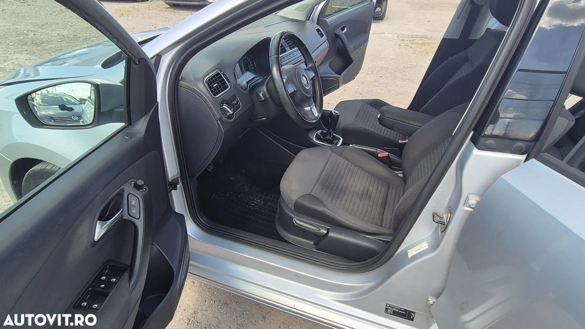 Volkswagen Polo - 7