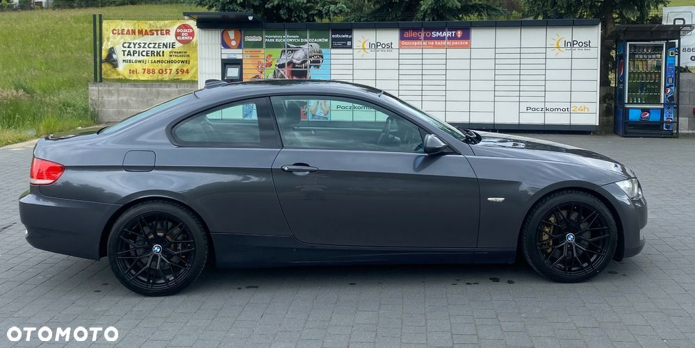 BMW Seria 3 335i Coupe - 8