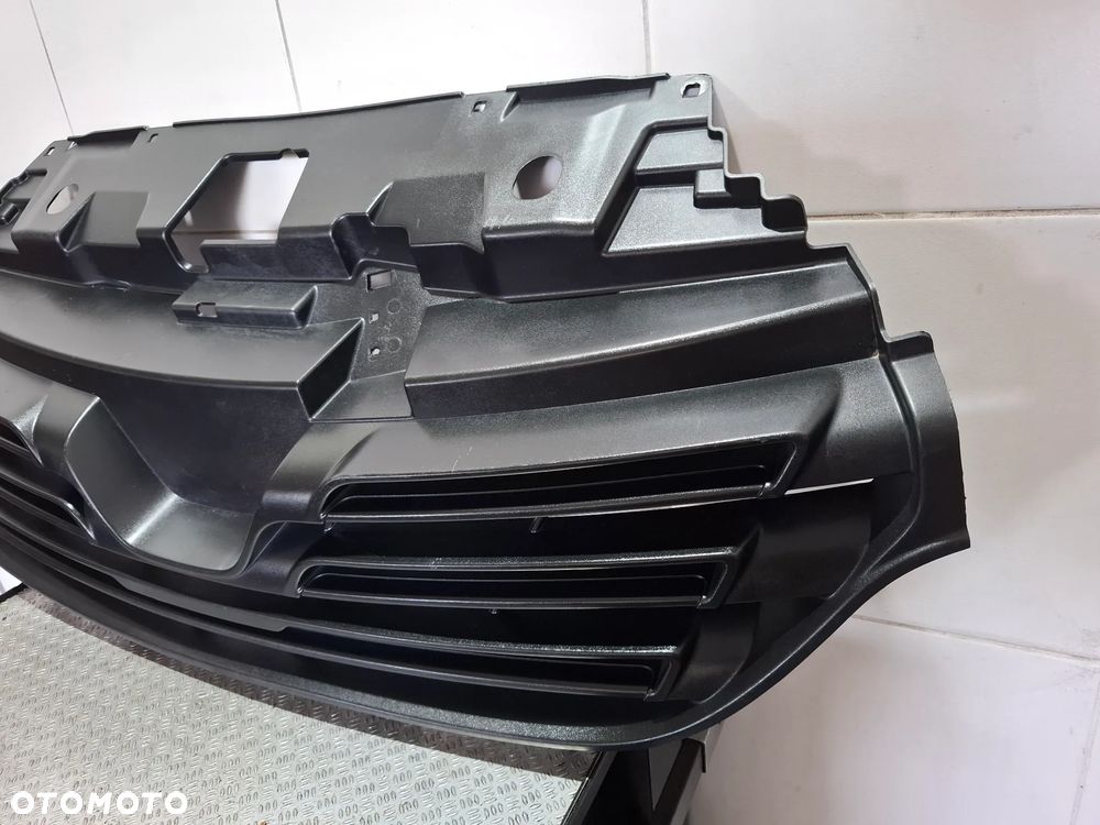 Grill atrapa Renault Trafic II IV 2022 rok nr 623108673R - 3