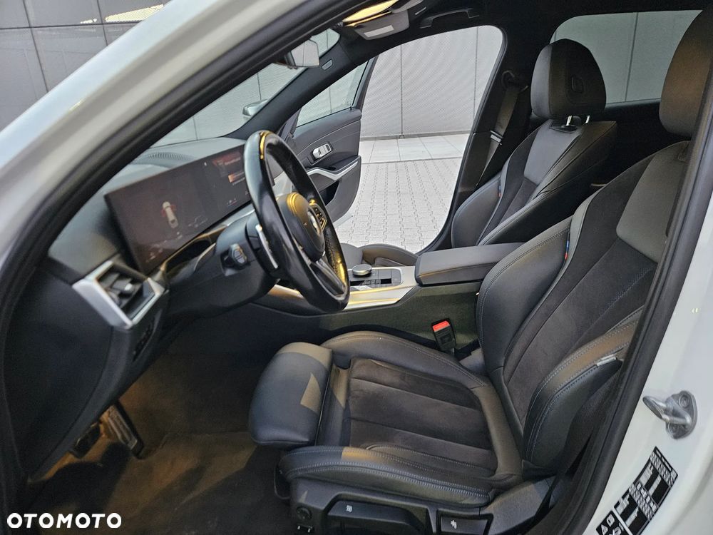 BMW Seria 3 320d xDrive MHEV M Sport sport - 23