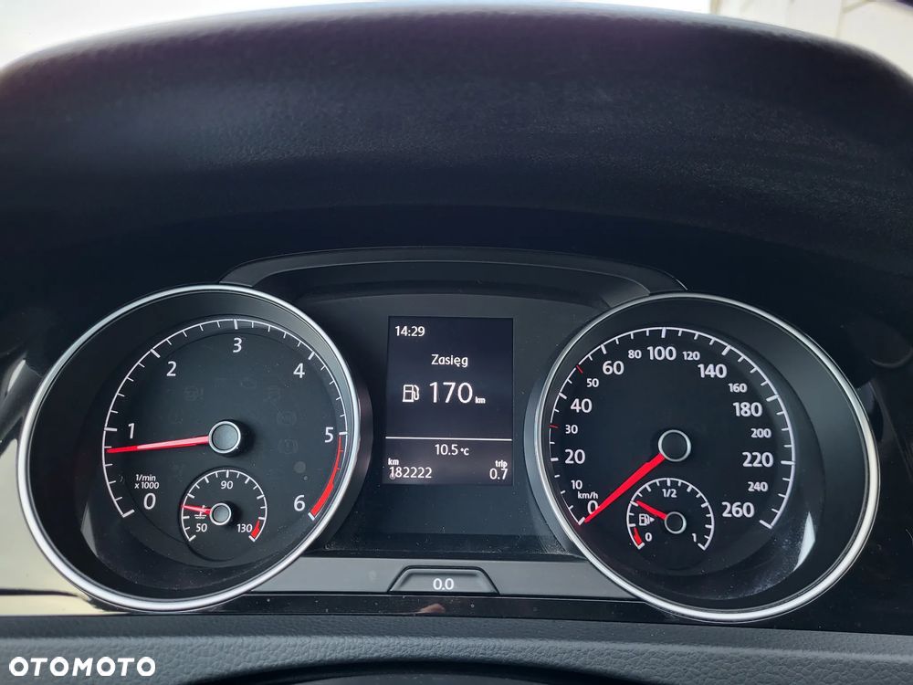 Volkswagen Golf 1.6 TDI Sound - 9