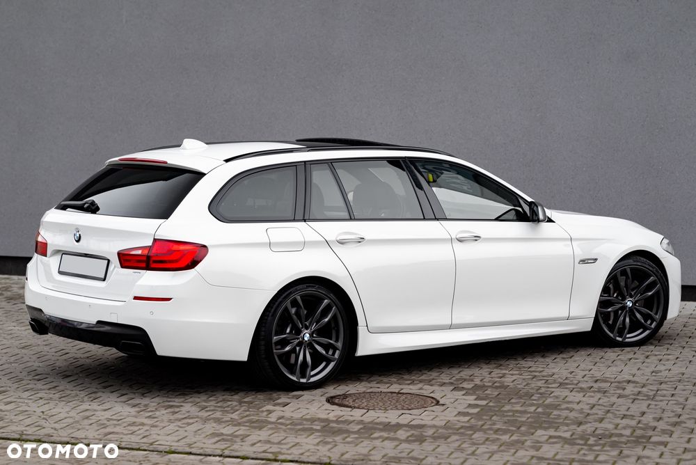BMW Seria 5 M550d xDrive - 12