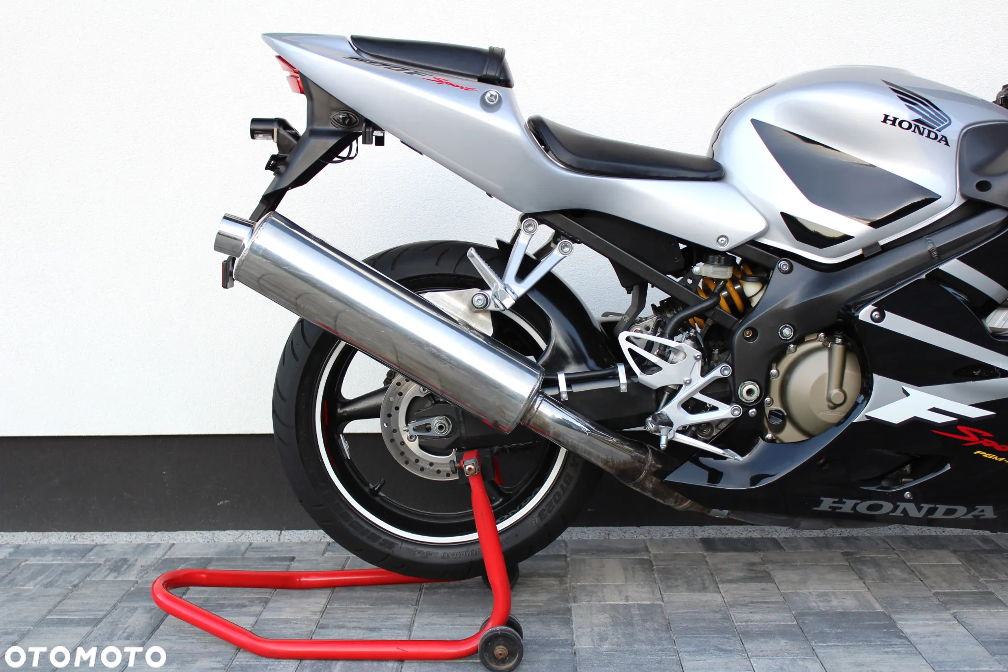 Honda CBR - 9