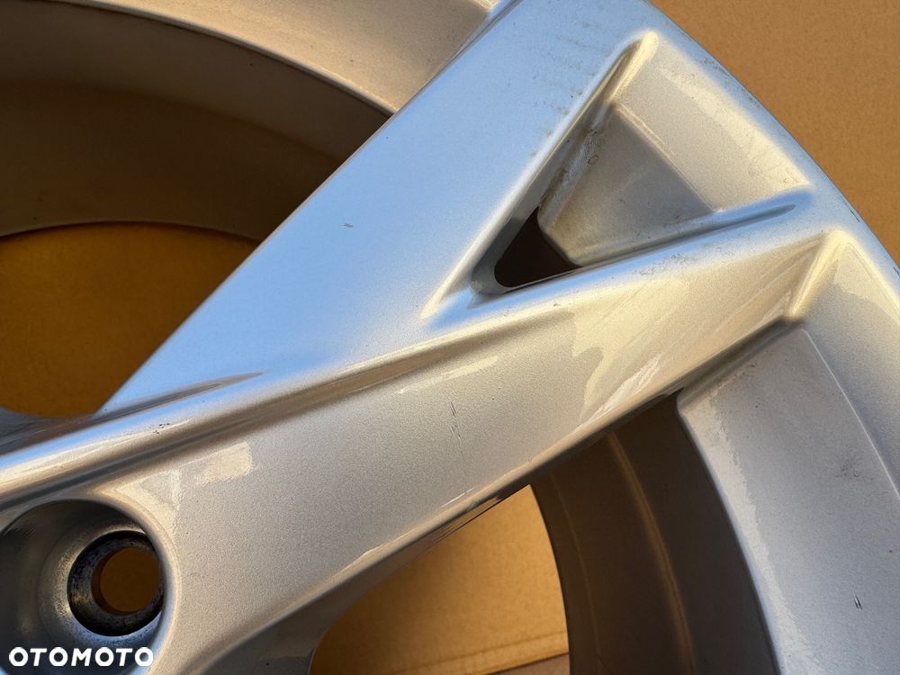 Felga aluminiowa 17 cali ET38 5x112 8W0601025K AUDI A4 B9 8W oryginalna - 3