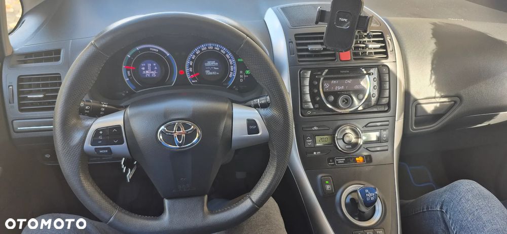 Toyota Auris - 10