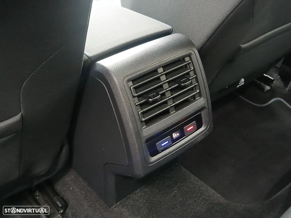 VW Golf 1.4 TSI GTE DSG - 29