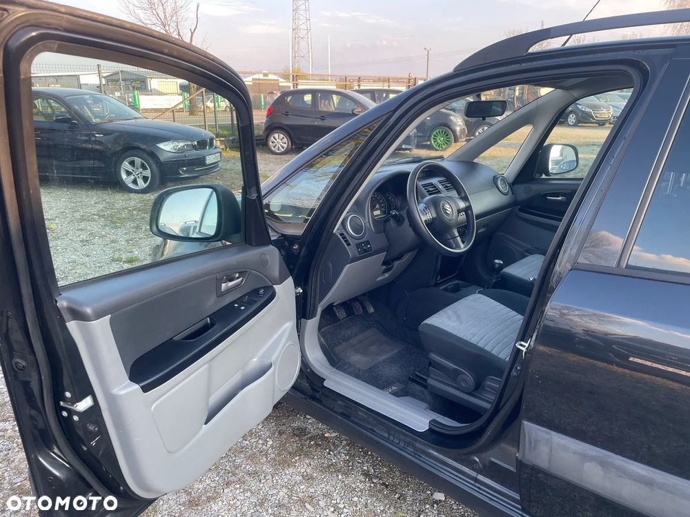 Suzuki SX4 1.6 VVT 4x2 Comfort - 10
