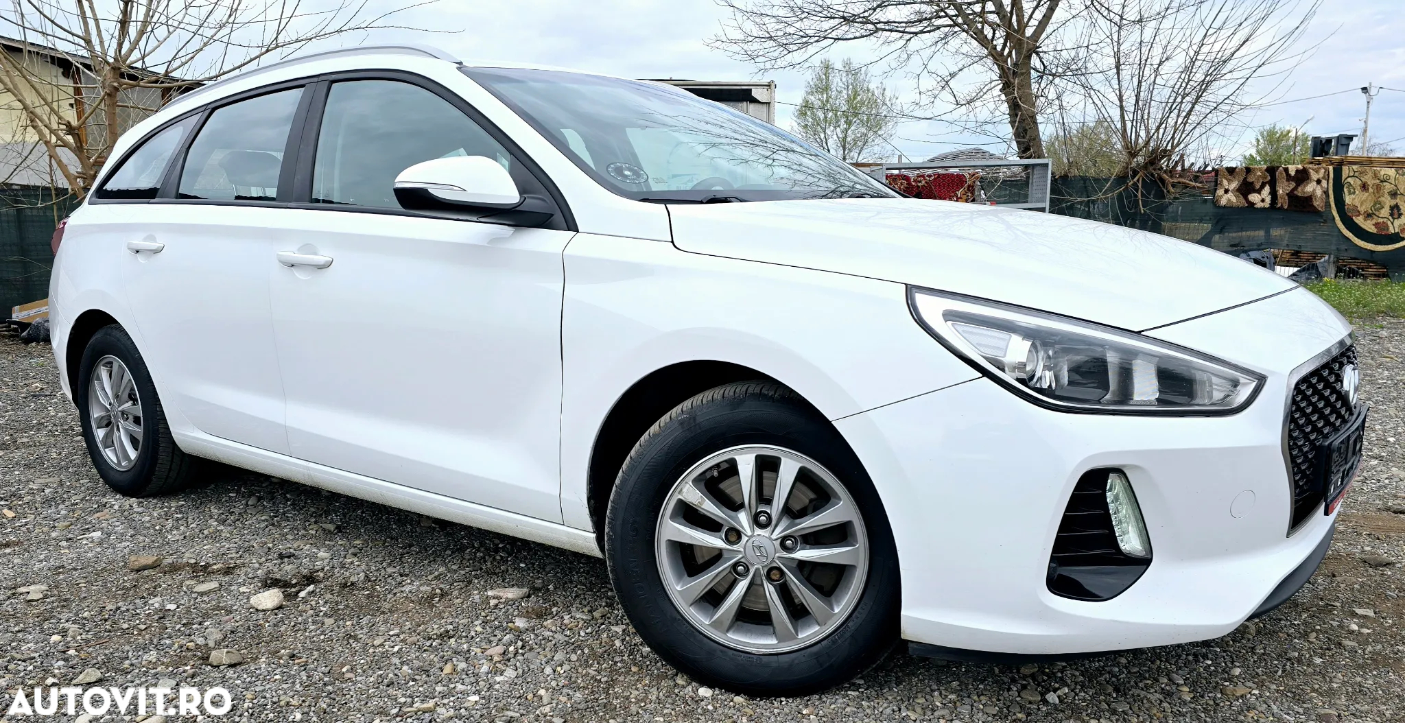 Hyundai i30 blue Kombi 1.6 CRDi Style - 2
