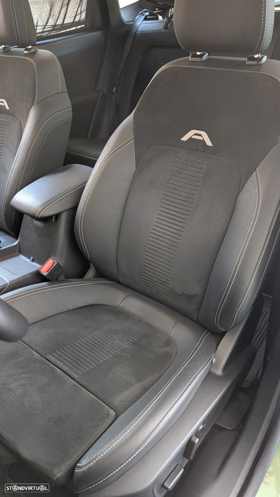 Ford Kuga 2.5 PHEV Active X - 10