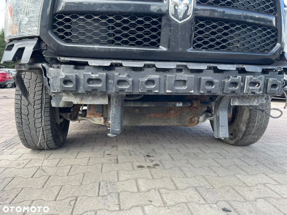 Dodge RAM - 12