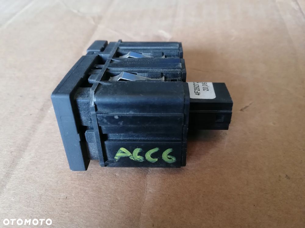 Audi A6 C6 Panel Przełącznik Schowka 4F2927227 - 2
