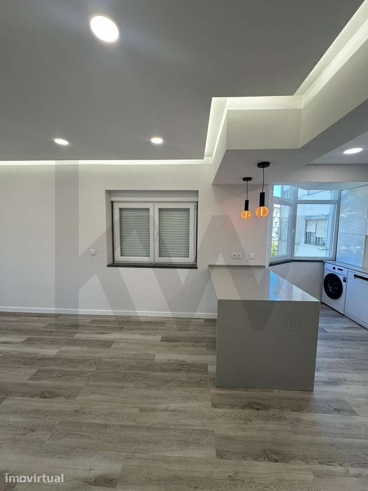NOVA OPORTUNIDADE EM CORROIOS T2 Totalmente remodelado - Grande imagem: 3/32